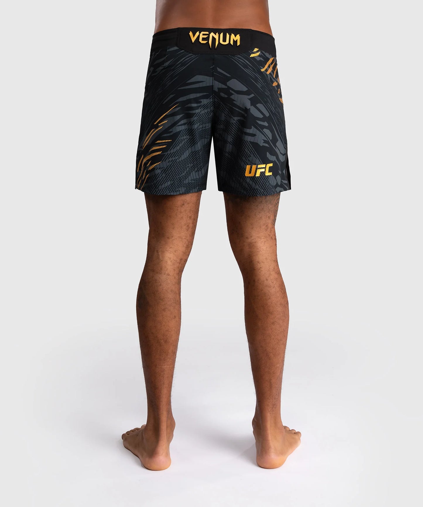 Pantalón corto de lucha UFC Fusion de Venum Autentico Fight Night Short Fit