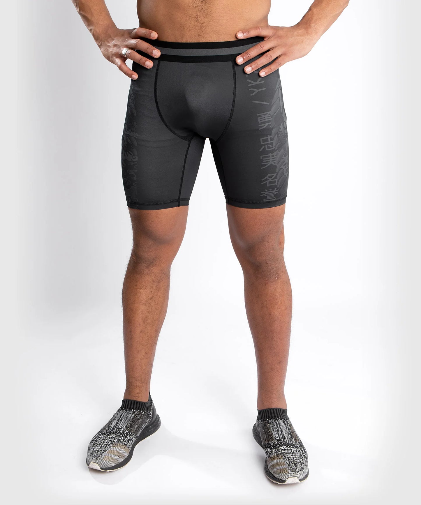 Pantalones Cortos Venum YKZ21 Vale Tudo