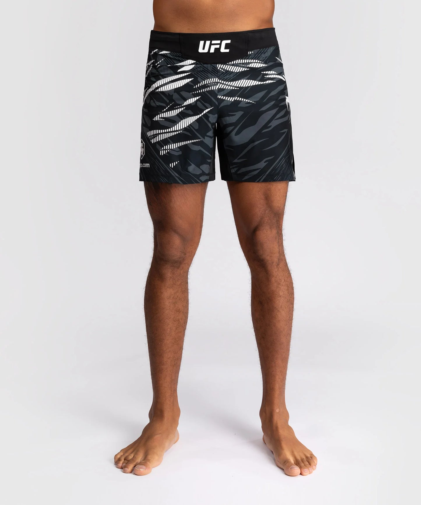 Pantalón corto de lucha UFC Fusion de Venum Autentico Fight Night Short Fit
