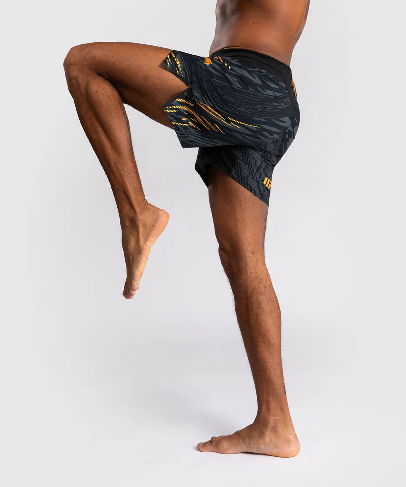 Pantalón corto de lucha UFC Fusion de Venum Autentico Fight Night Short Fit