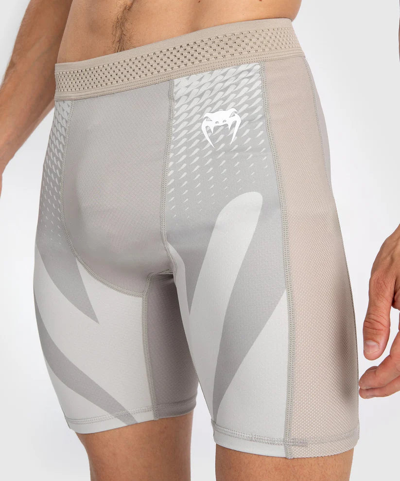 Pantalón Corto Venum Attack Vale Tudo para Hombre