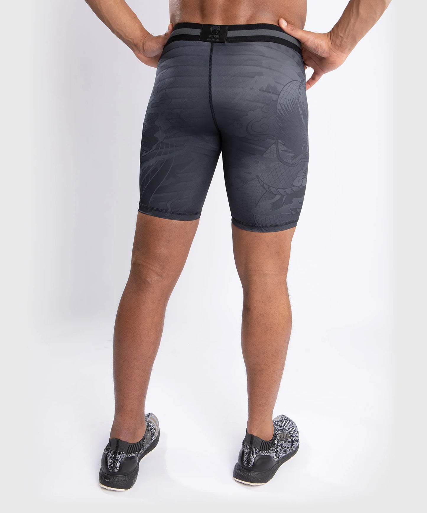 Pantalones Cortos Venum YKZ21 Vale Tudo