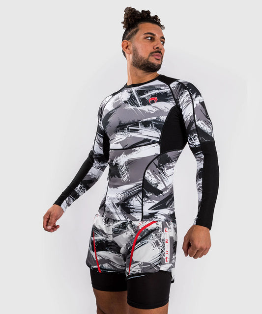 Rashguard Blanco y Gris (Manga Larga)