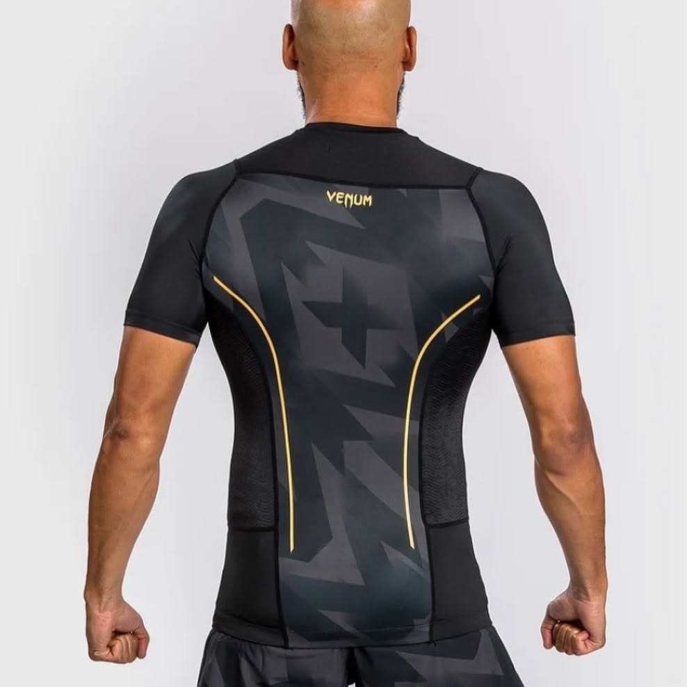 Remera Venum Rashguard (de compresión)