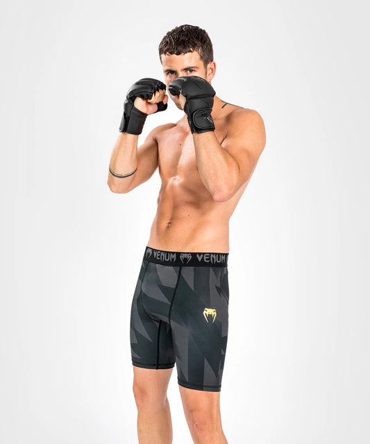 Pantalones Cortos Venum Razor Vale Tudo (Solo XXL)