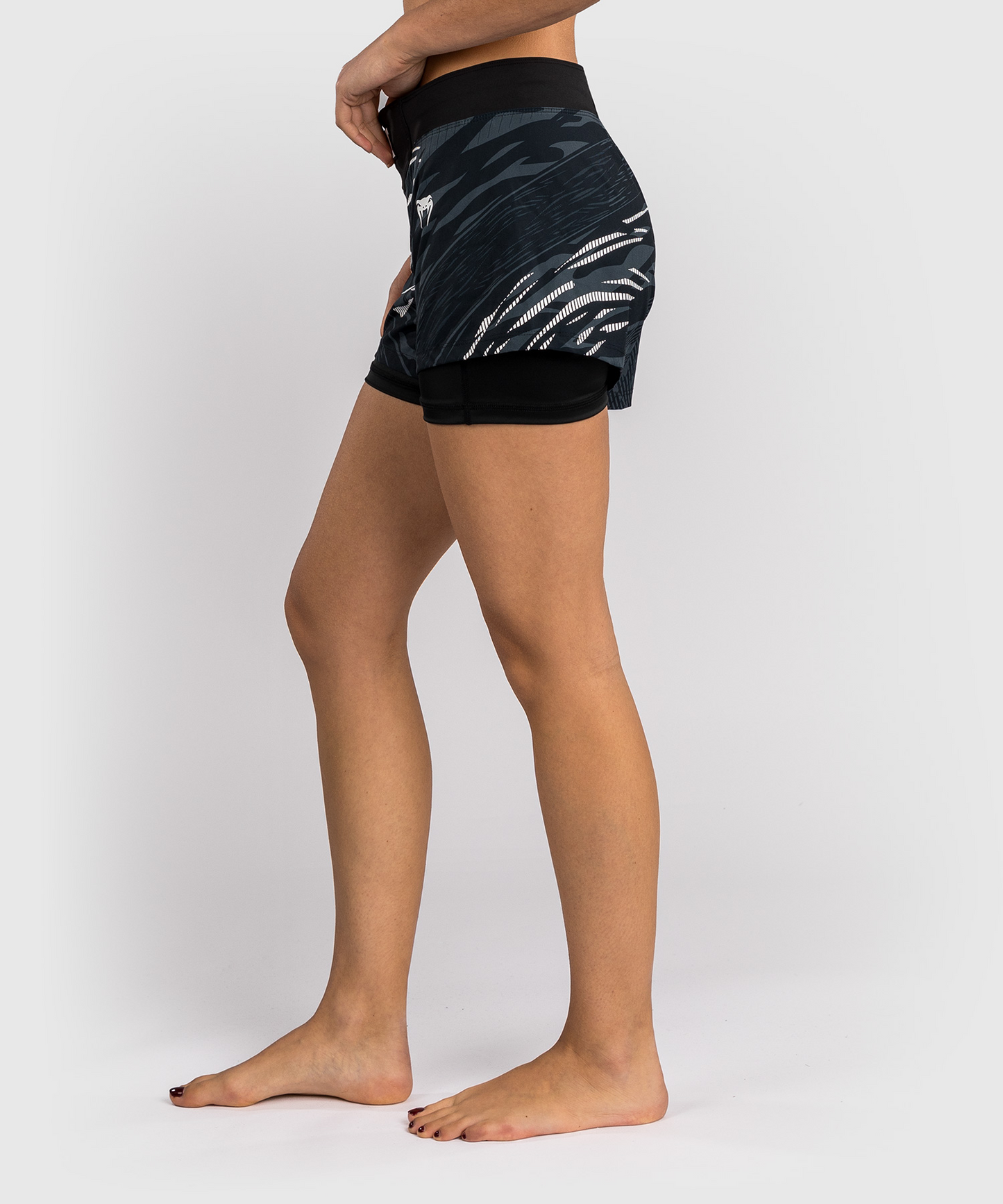 Pantalón Corto de Lucha UFC Fusion de Venum Personalizado (Mujer)